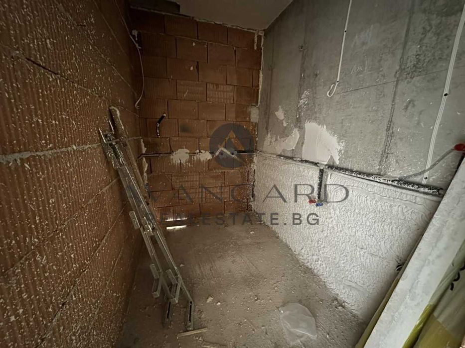 Продава се Двустаен апартамент в Пловдив, Кючук Париж - 79 кв.м за 705 €/кв.м - Снимка #5