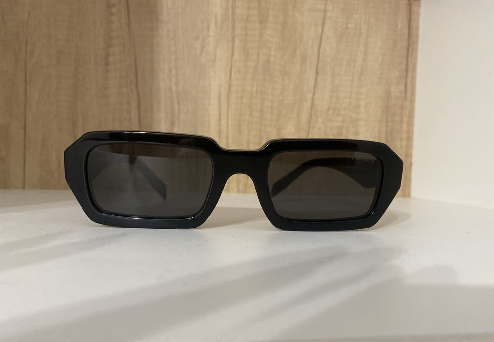 Ochelari de soare Prada