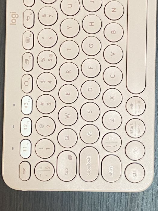 Bluetooth клавиатура Logitech K380.