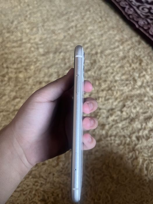 IPhone 11 64gb.