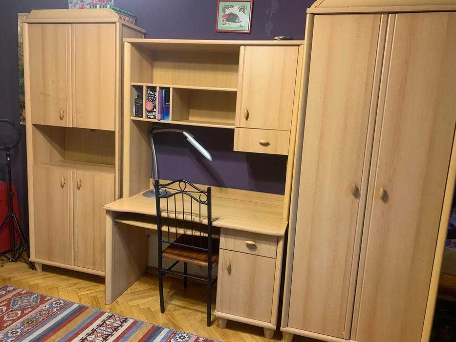 Продам гарнитур подростковый