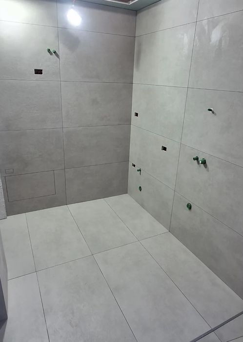 . Realizam finisaje de cea mai buna calitate. Oferim calitate si seriozitate.