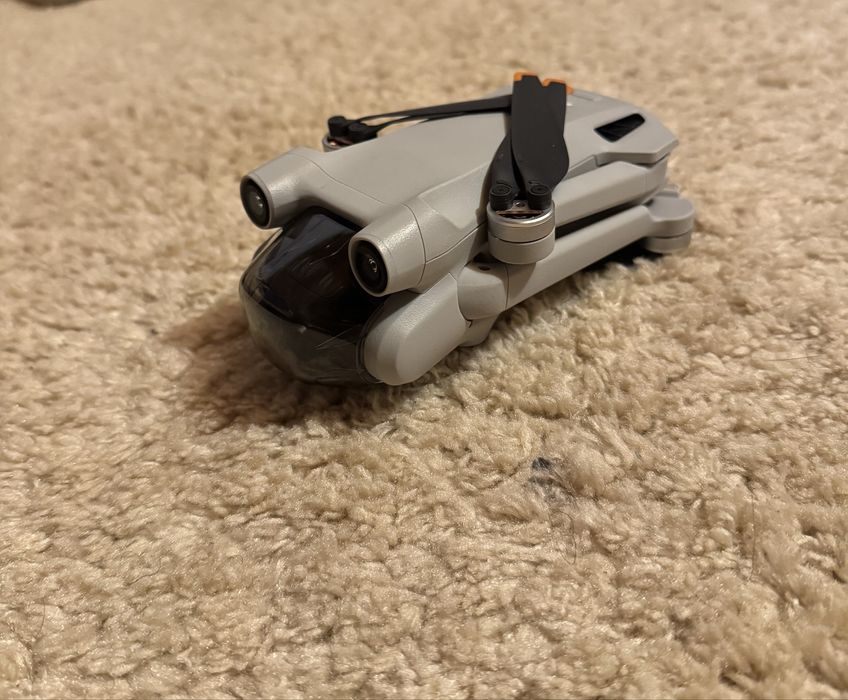 Drona DJI mini 3 pro impecabila