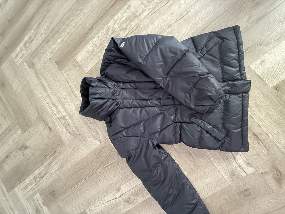 Продам Пуховик Reebok