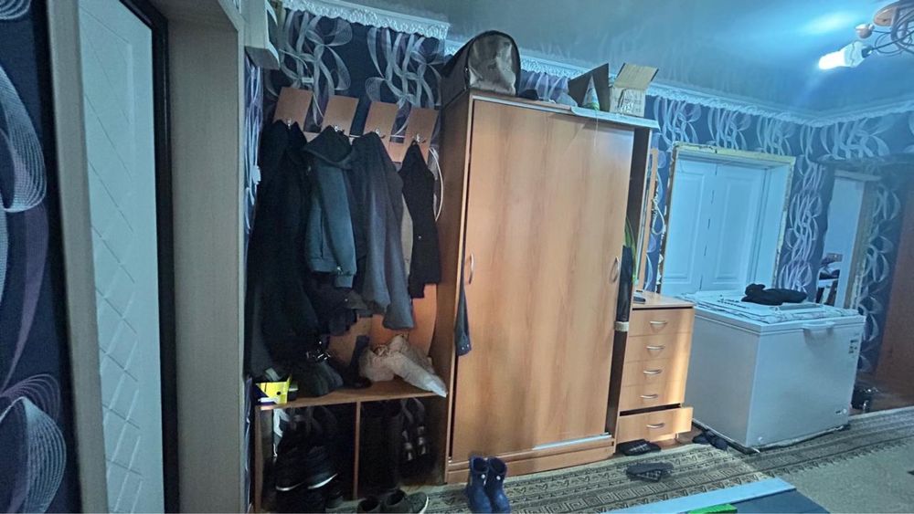 Продам прихожую