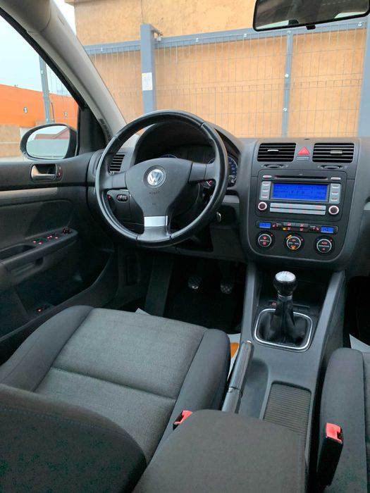 Volkswagen Golf 5 1.6 Benzina simplu 2008 Euro 4 Cel mai bun motor Stare Foarte buna