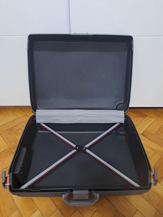 Troler SAMSONITE prindere in 3 puncte. .
