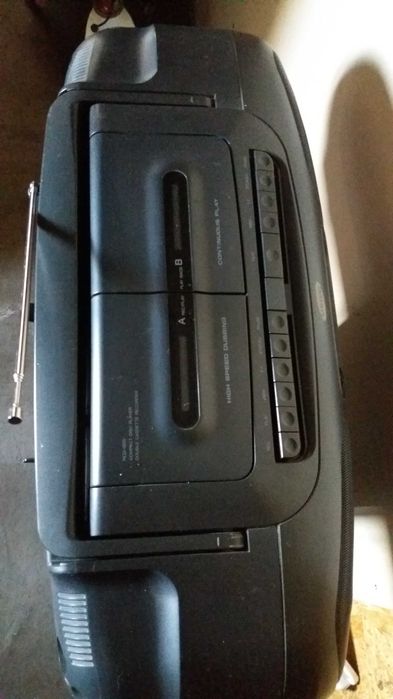 Dublu radio , casetofon cu cd - Samsung , Model RCD-1600.