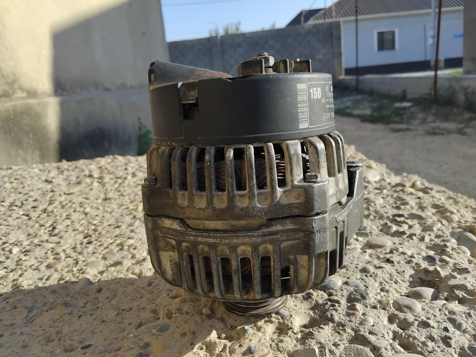 Генератор на мерседес