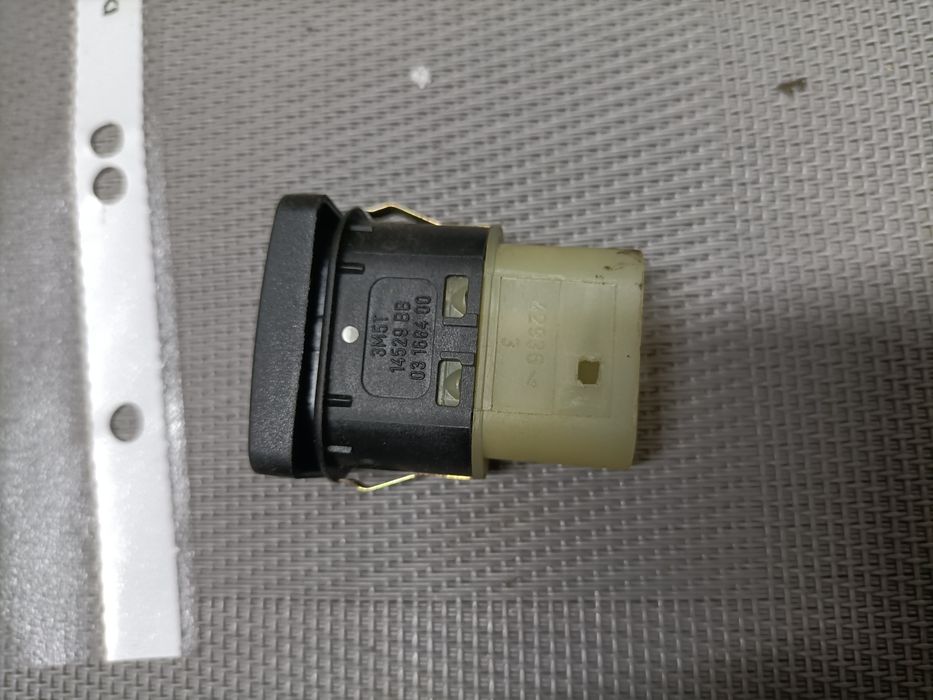 Buton electric deschidere geamuri Ford Focus 2 c MAX