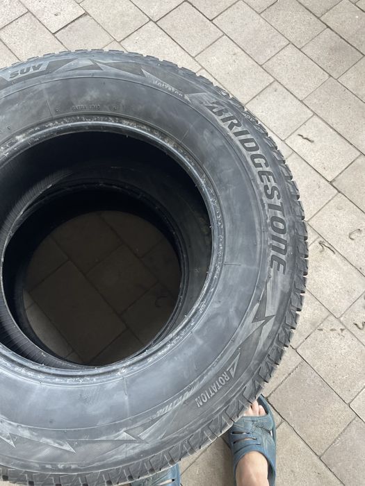 Продам резину 265/65/17