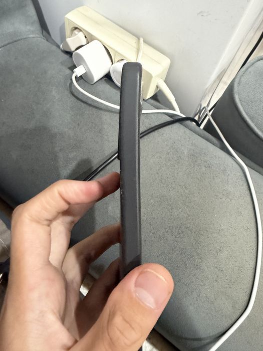 Poco F7 продам, в сломанном состоянии
