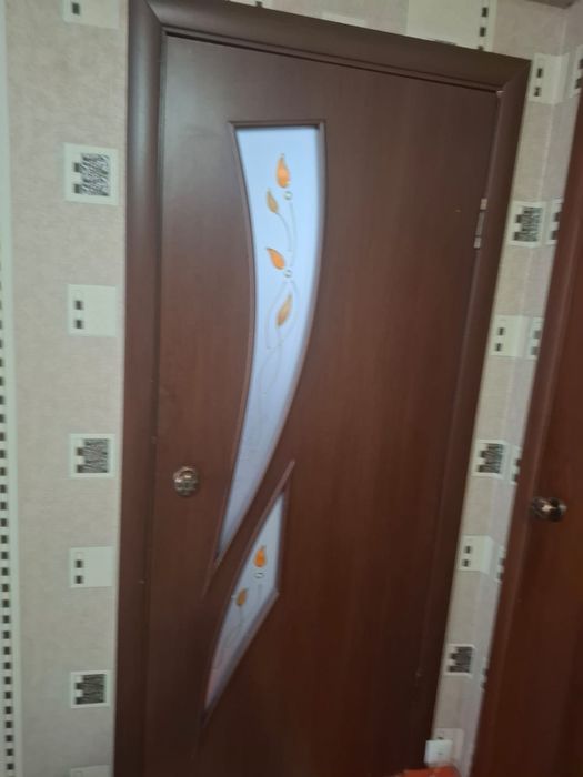 Двери в хорошем состоянии недорого срочно нужны деньги