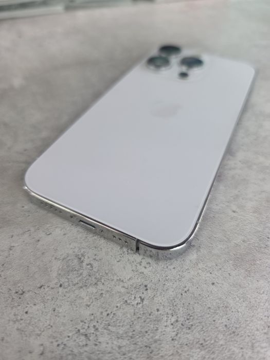 iPhone 14 pro без коробки