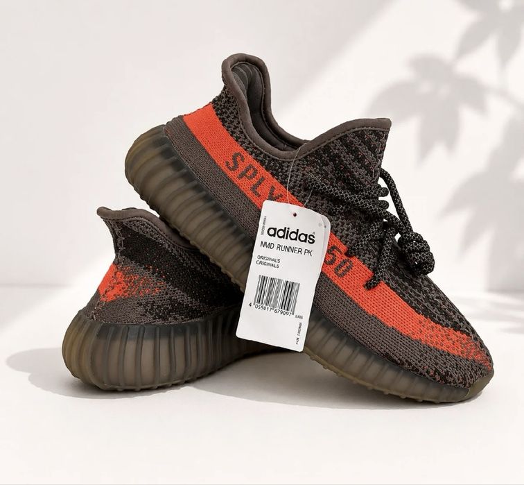 Adidasi yeezy cea mai buna calitte