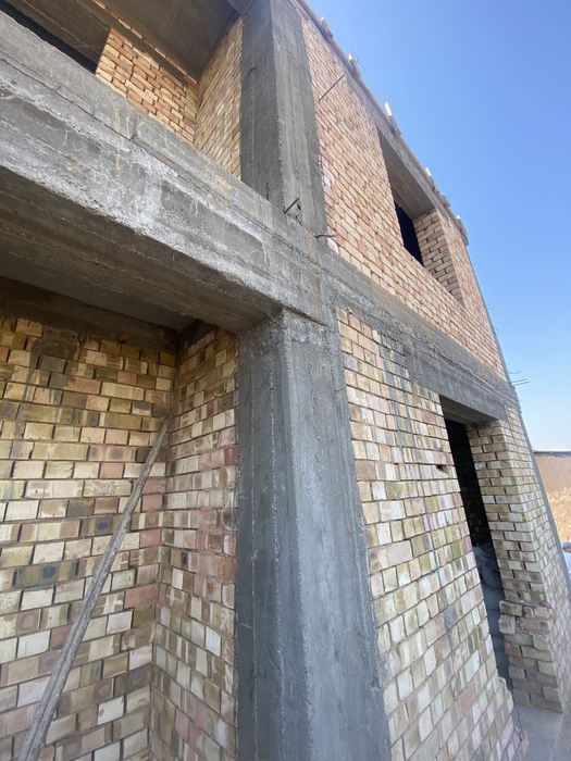 Срочна‼️Uch qahramondan 3 km karopka sotiladi 3 sot 10 ta xona 75000ye