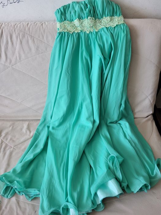 Продаю Шикарное  платье