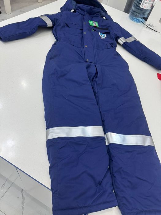 Продам спецовку новый