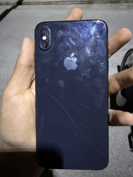 Iphone x es max xolati zor 256 tali fes ishlamid tru ton ishlid