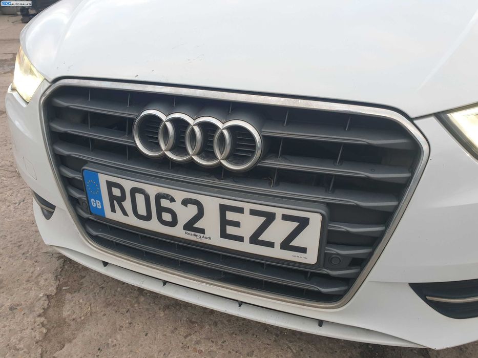 Bara Spoiler Fata Completa cu Locas Senzori Parcare si Grila cu Emblema Audi A3 8V NFL Non Facelift 2012 - 2016 Culoare LS9R [K3262]