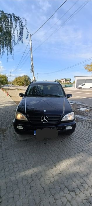 Vând Mercedes ml 2003