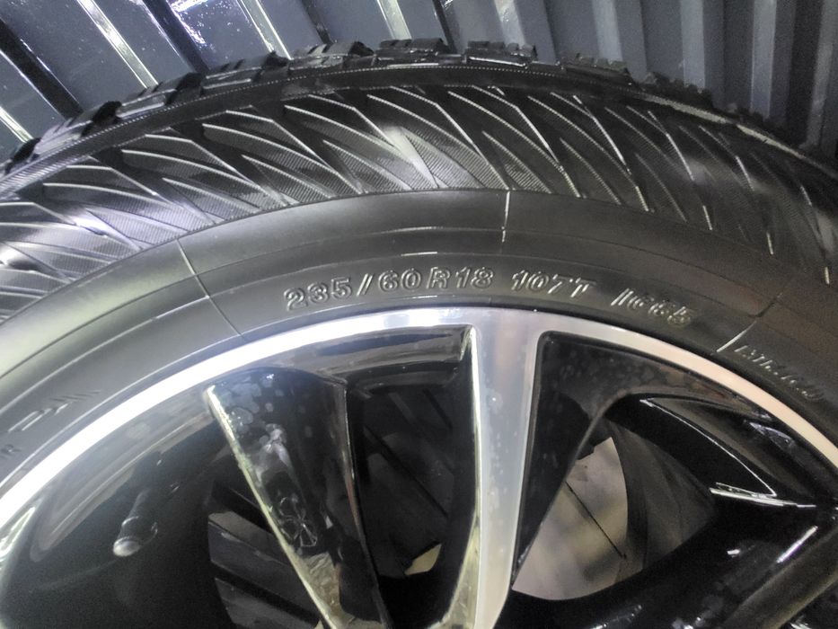 Продам комплект диски с зимней резиной