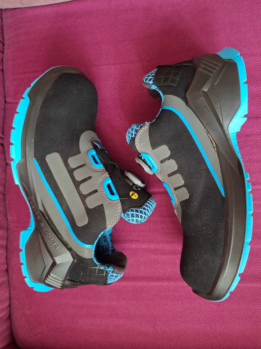 Pantofi Steitz Secura VD PRO 1500 BOA S2 SRC ESD gen UVEX marimea 39