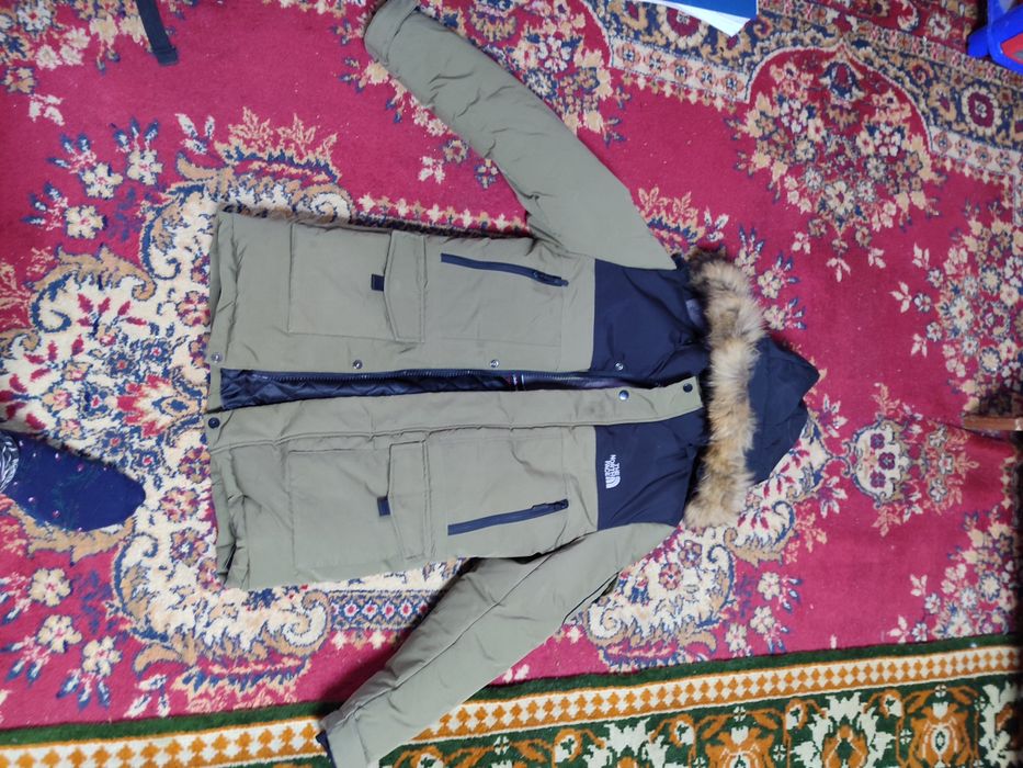 Продам куртку Зима.