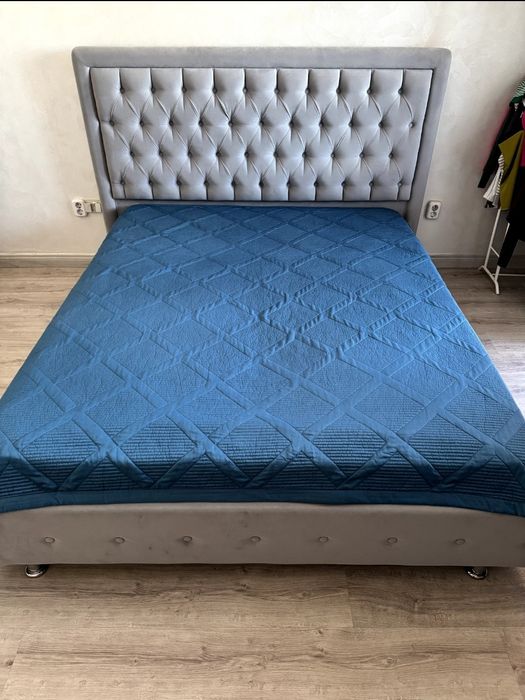 Кровать в отличном состоянии