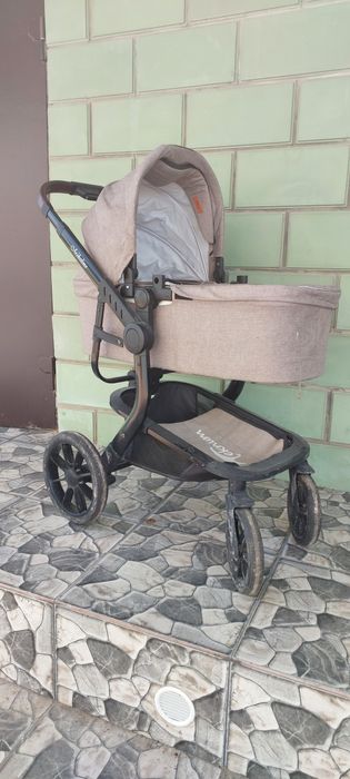 Продам детскую коляску