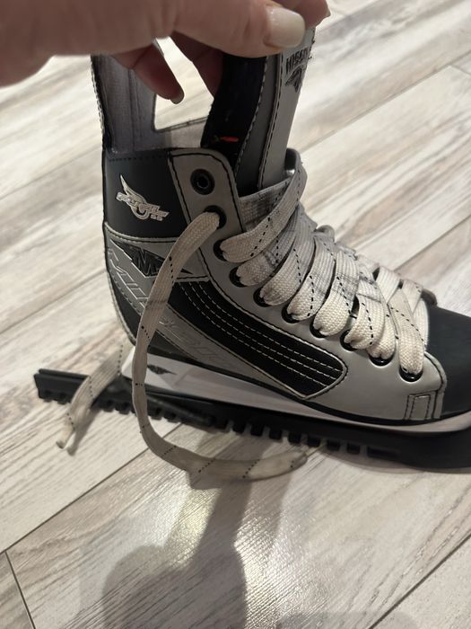 Коньки на мальчика