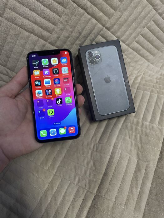 Продам телефон айфон 11 Pro