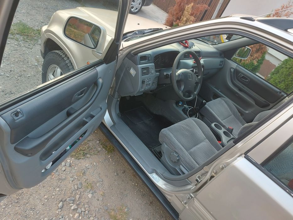 Honda CR-V 2.0 benzina și gaz