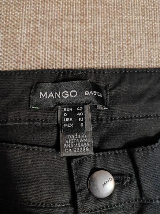 Брюки Манго, женские, стрейчевые, тонкие, чёрного цвета. Размер 48.