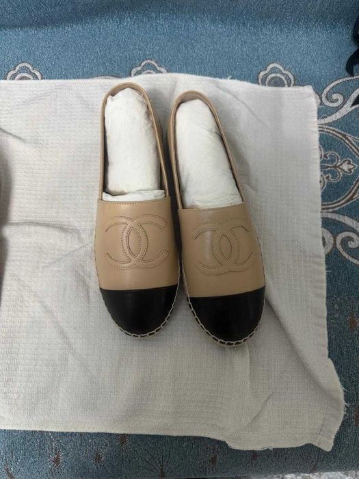Продам женские балетки