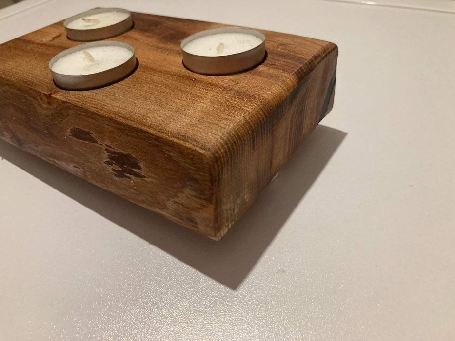 Свещник от бряст