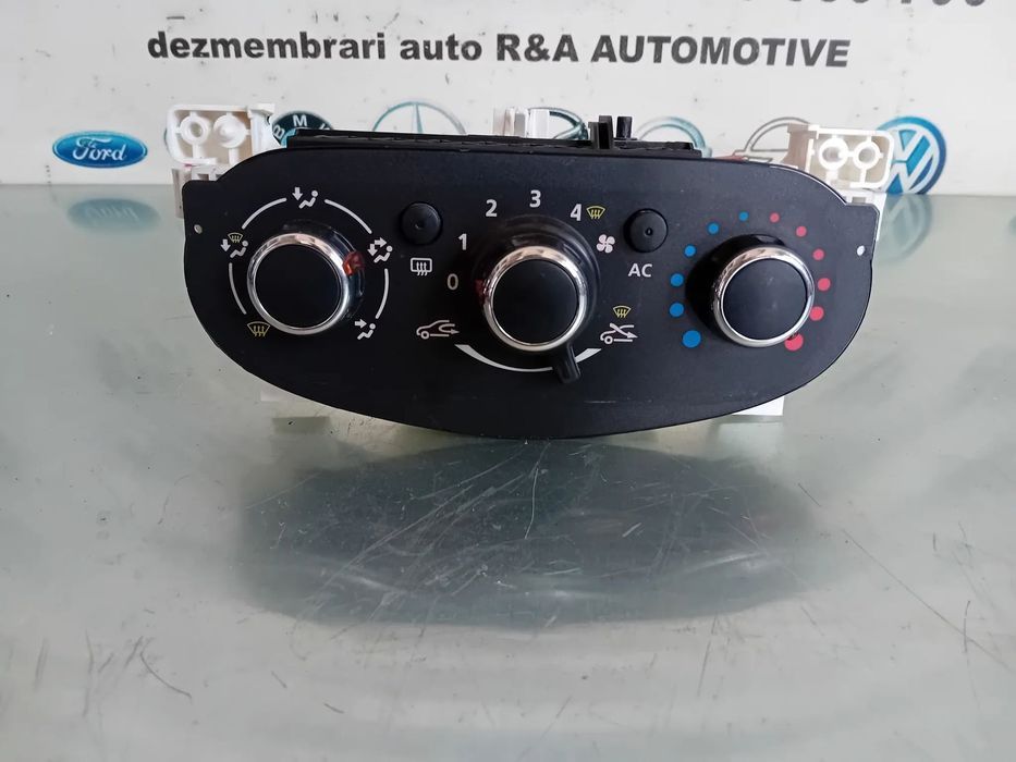 Panou Modul Comenzi Clima AC Dacia Duster 2010-2017 Motor K9K838