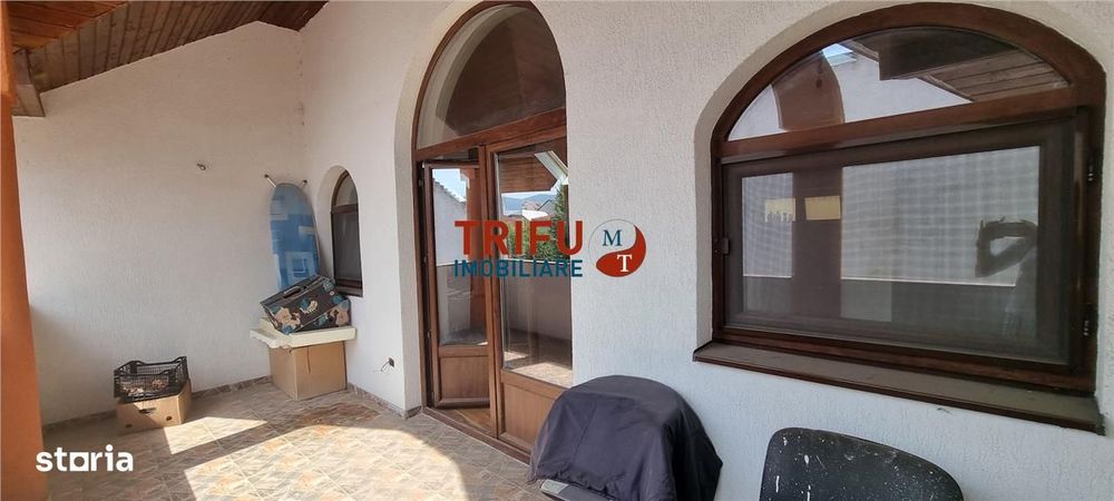Casa 10 camere de inchiriat zona Centru cu piscina interioara