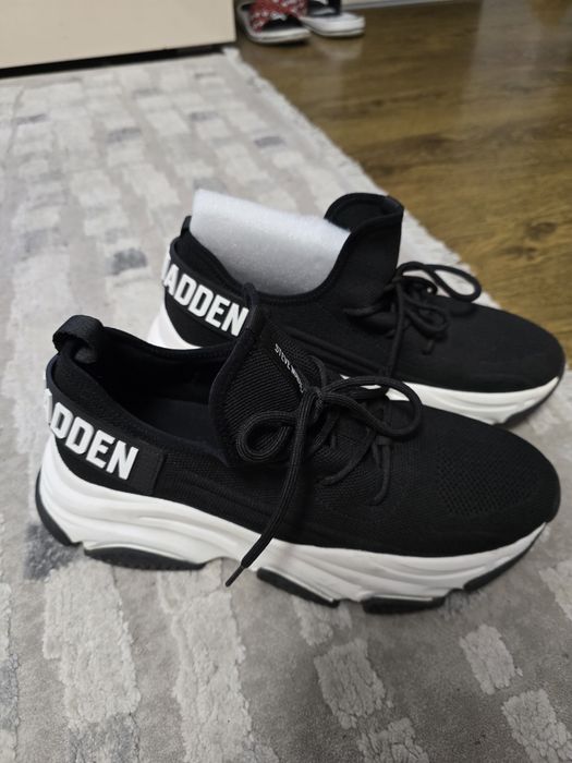 Vand sneakers Steve Madden originali
