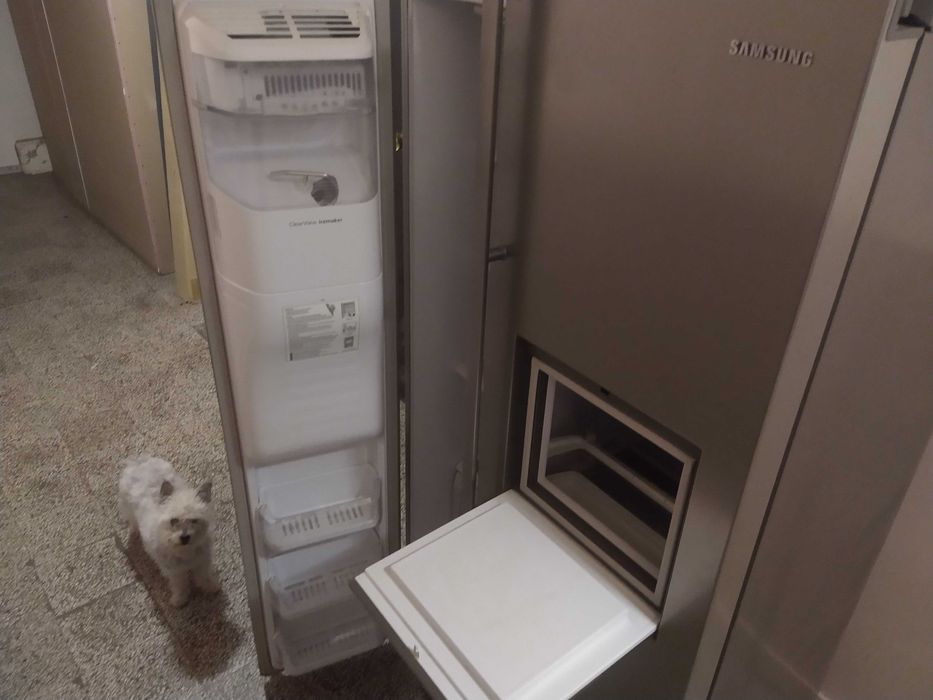 Хладилник самсунг