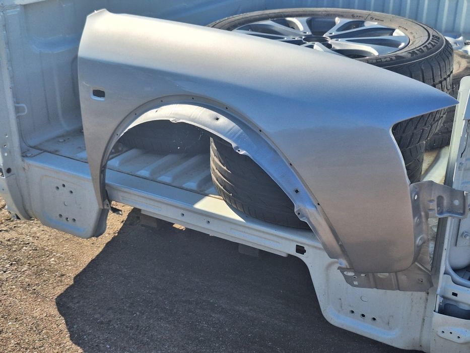 Преден Десен Калник За Audi A6 Allroad  2000-2005 Година  Ауди А6 Ц5