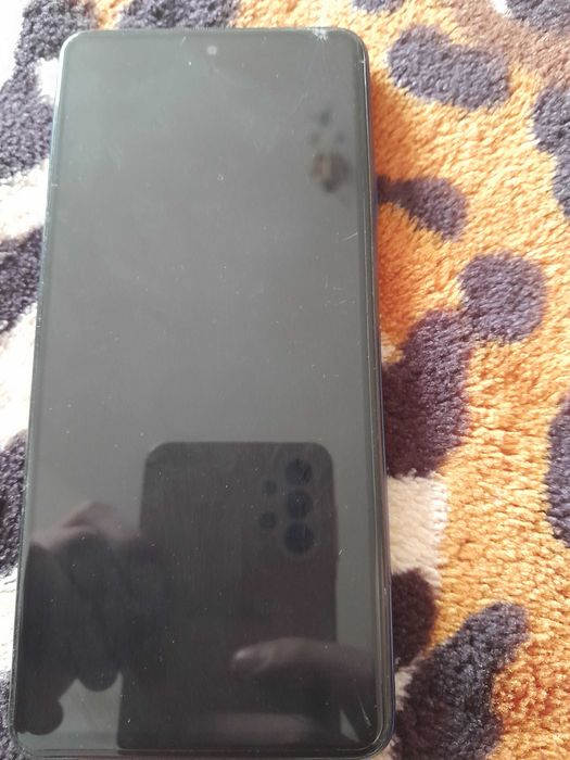 Продам телефон новый