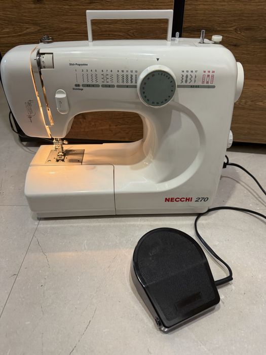 Шевна машина Necchi 270