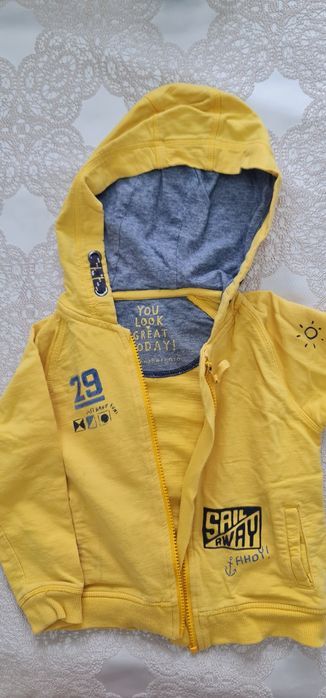 Продам детские вещи