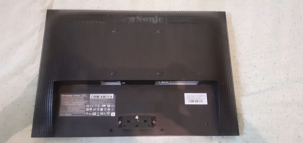 Монитор ViewSonic 19" (VA1916w)