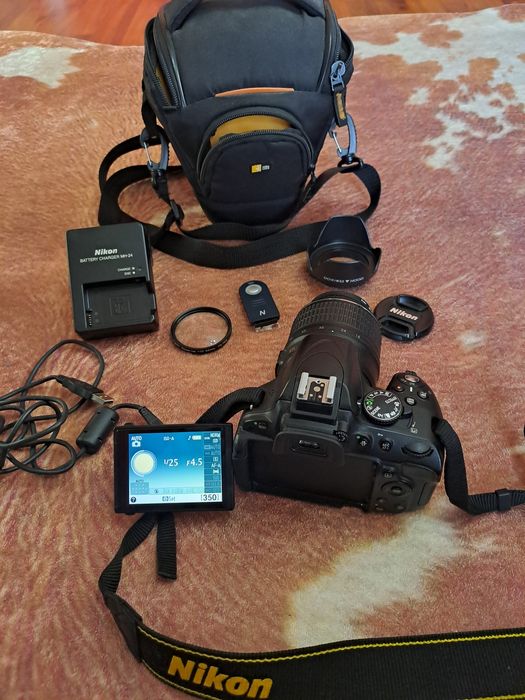 Фотоапарат Nikon D5100 + AF-S NIKKOR 18-55mm + Чанта