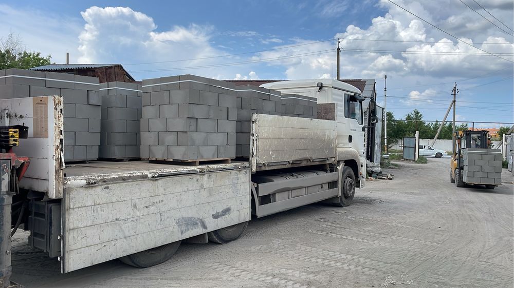 Пескоблок, перегородка