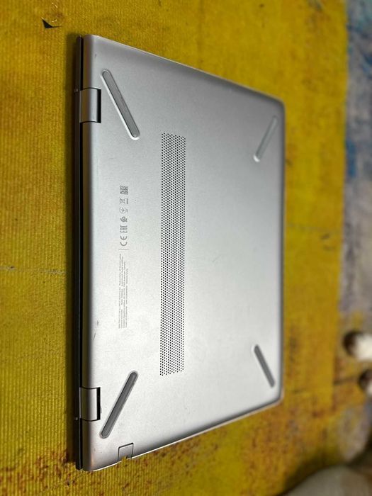 laptop Hp Pavilion 14 , i5 gen 8, 10 gb, 240 gb ssd