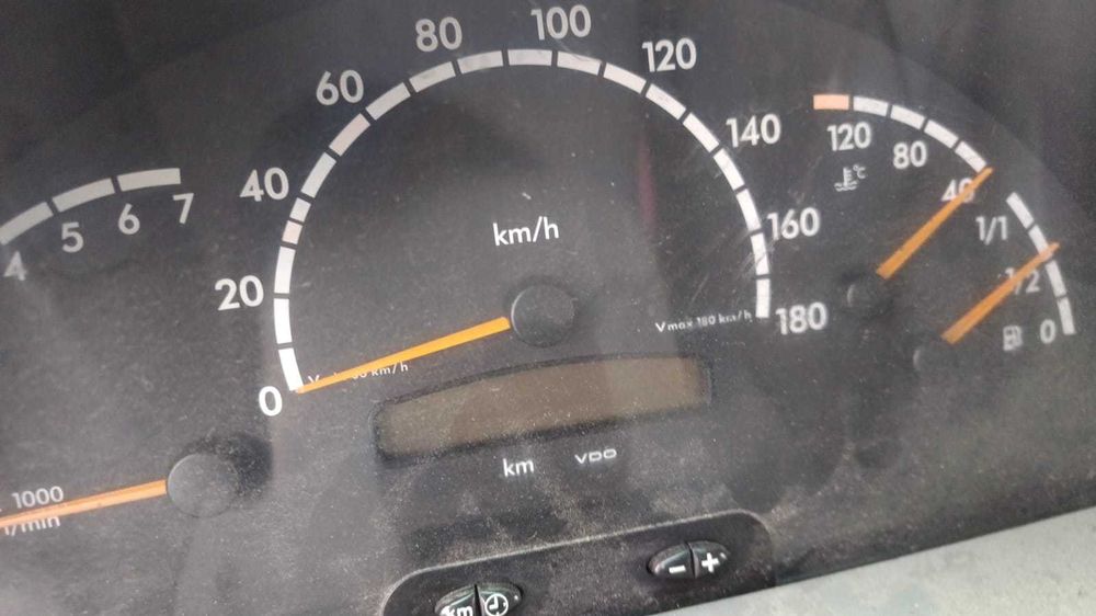 Mercedes Sprinter 411