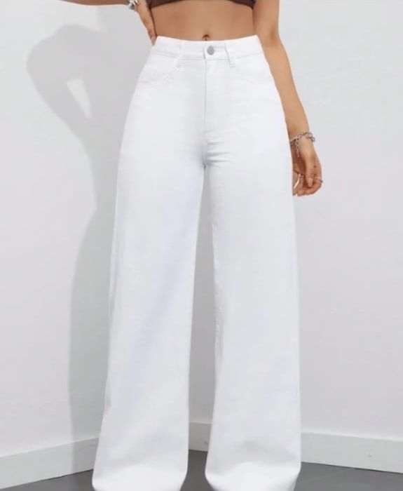 Белые джинсы новые